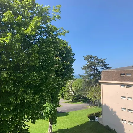 Calme Avec Balcon Et Parking A - Fr-1-712-58